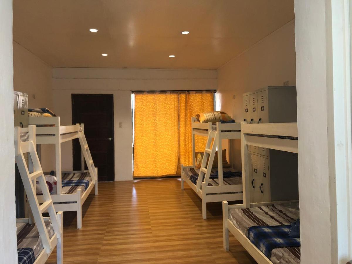 Alesseo Hostel Tiniguiban Exteriör bild