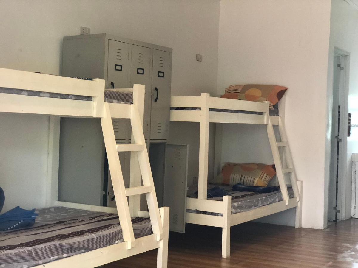 Alesseo Hostel Tiniguiban Exteriör bild