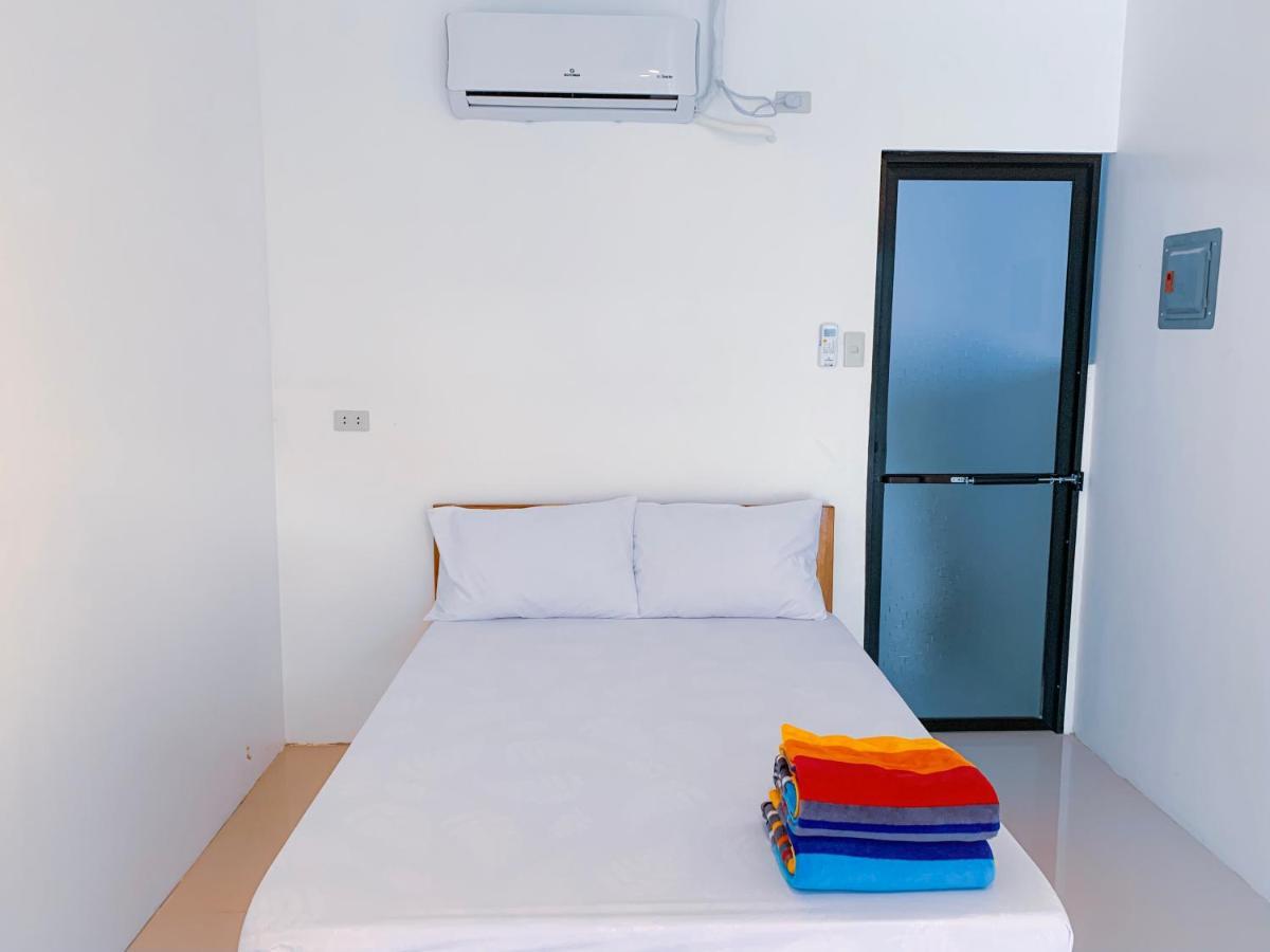 Alesseo Hostel Tiniguiban Exteriör bild